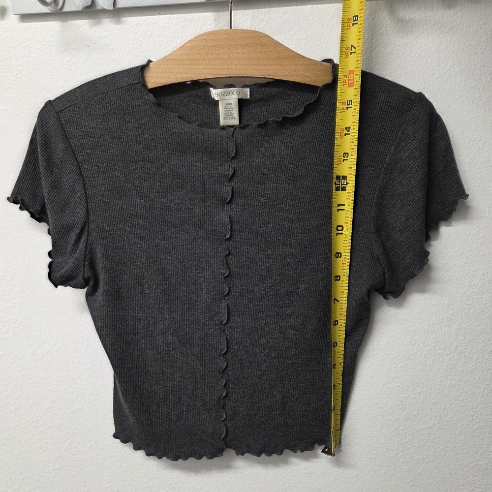 Fitted Cropped Tee - Picture 5 of 6